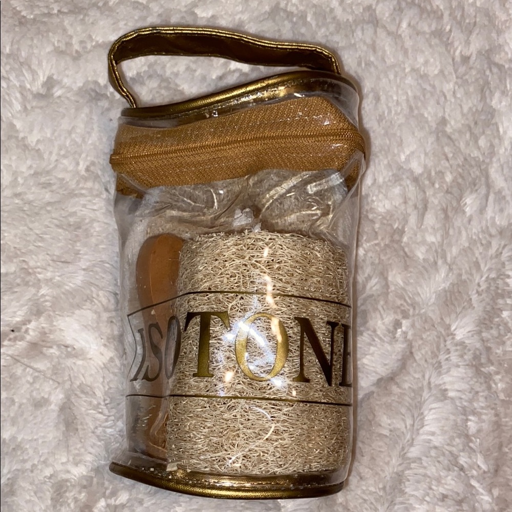 Gold and Tan Bath Set